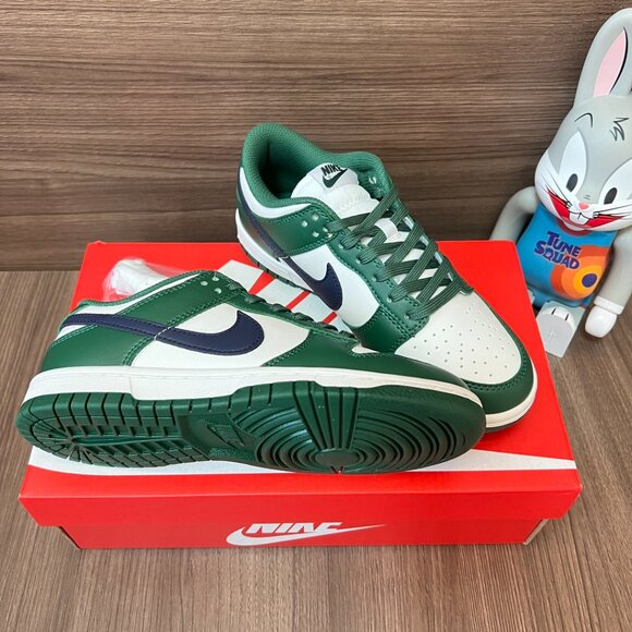 Nike Green and White Athletic Shoes - Picture 6 of 9